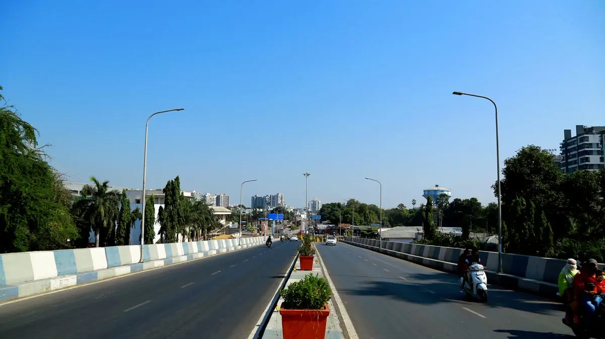 Carpool in Surat: Share the Shift Ride to Hazira and Sachin GIDC